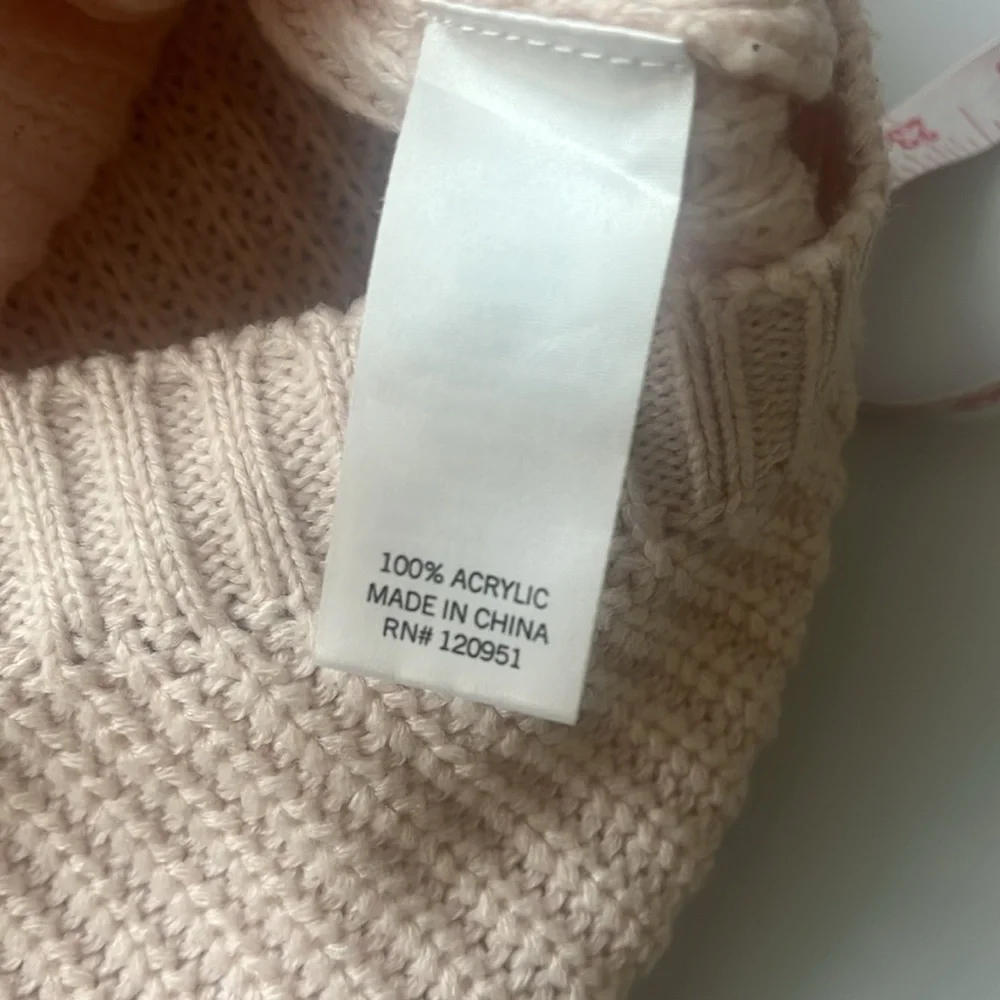SO pink Crew Neck knit cozy light pink Sweater - Picture 7 of 8
